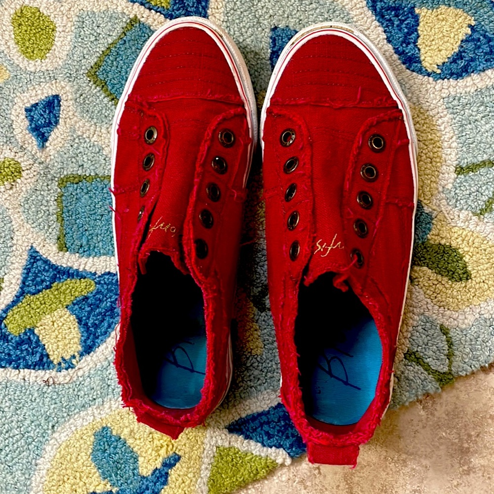 Blowfish Malibu Jester Red Color Washed Sneakers